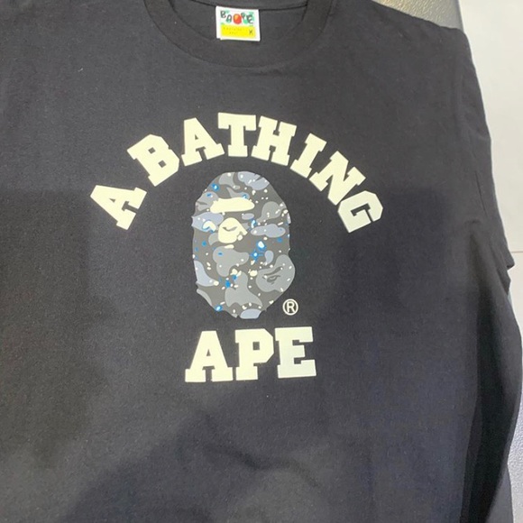 A bathing ape shirt - Picture 1 of 3